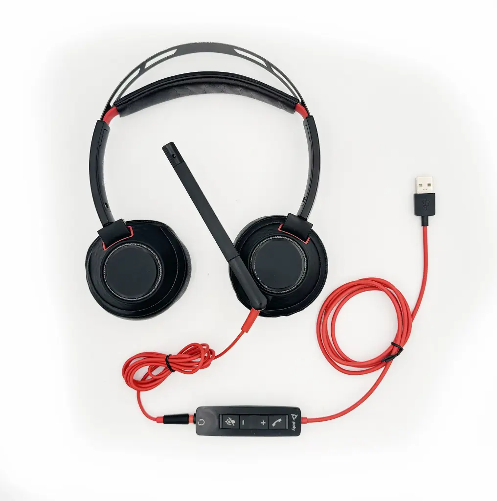 BLACKWIRE-5220-2.webp